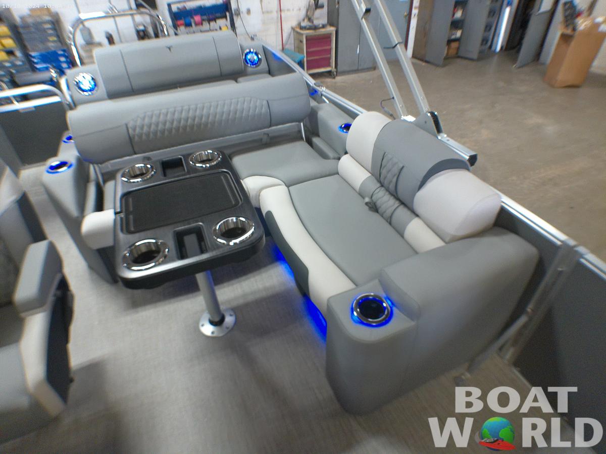 2025 Tahoe Pontoons Cascade 2385 Swingback (VRL) Tritoon & Honda 4-Stroke EFI