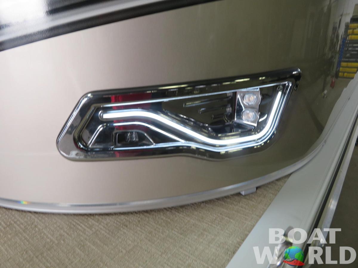 2024 Tahoe Pontoons LTZ 2385 Elite Windshield Tritoon & Suzuki 200HP 4-Stroke EFI