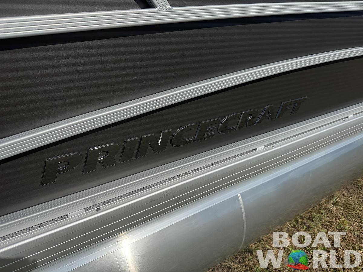 2026 Princecraft Vectra 21 RL Swingback Lounge Pontoon & Mercury 4-Stroke EFI
