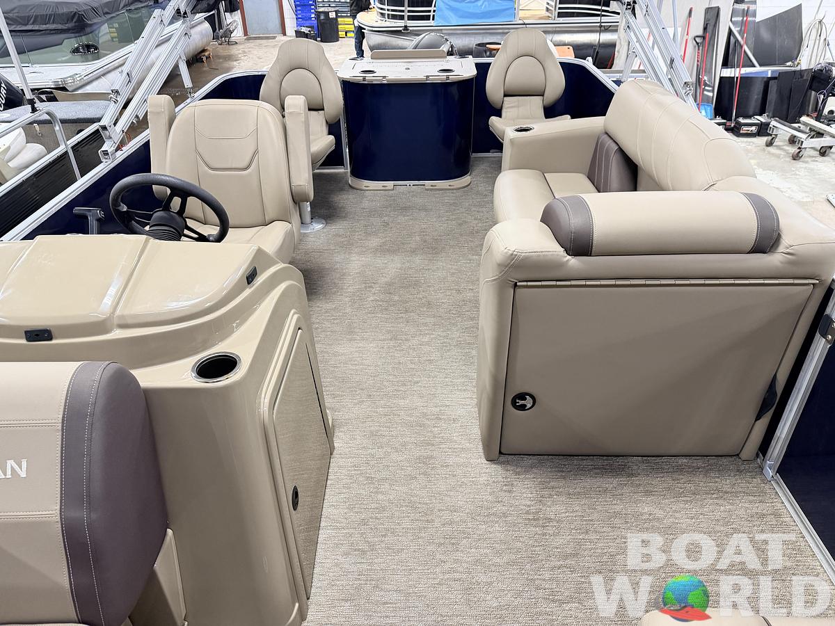 Used 2022 Sylvan  Mirage 820 Fish & Cruise