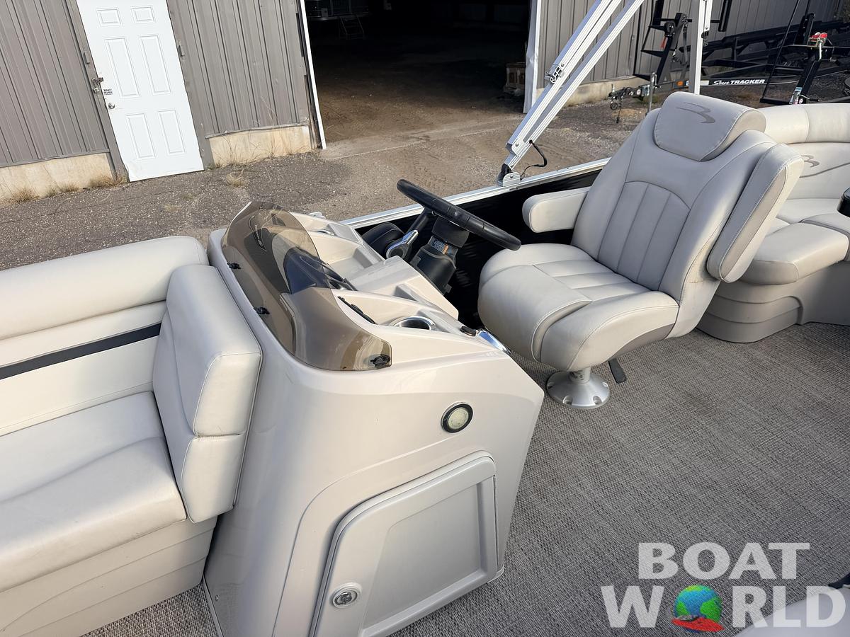 Used 2018 Bennington 20 SSRX & 50HP Yamaha 4 Stroke -$24,995