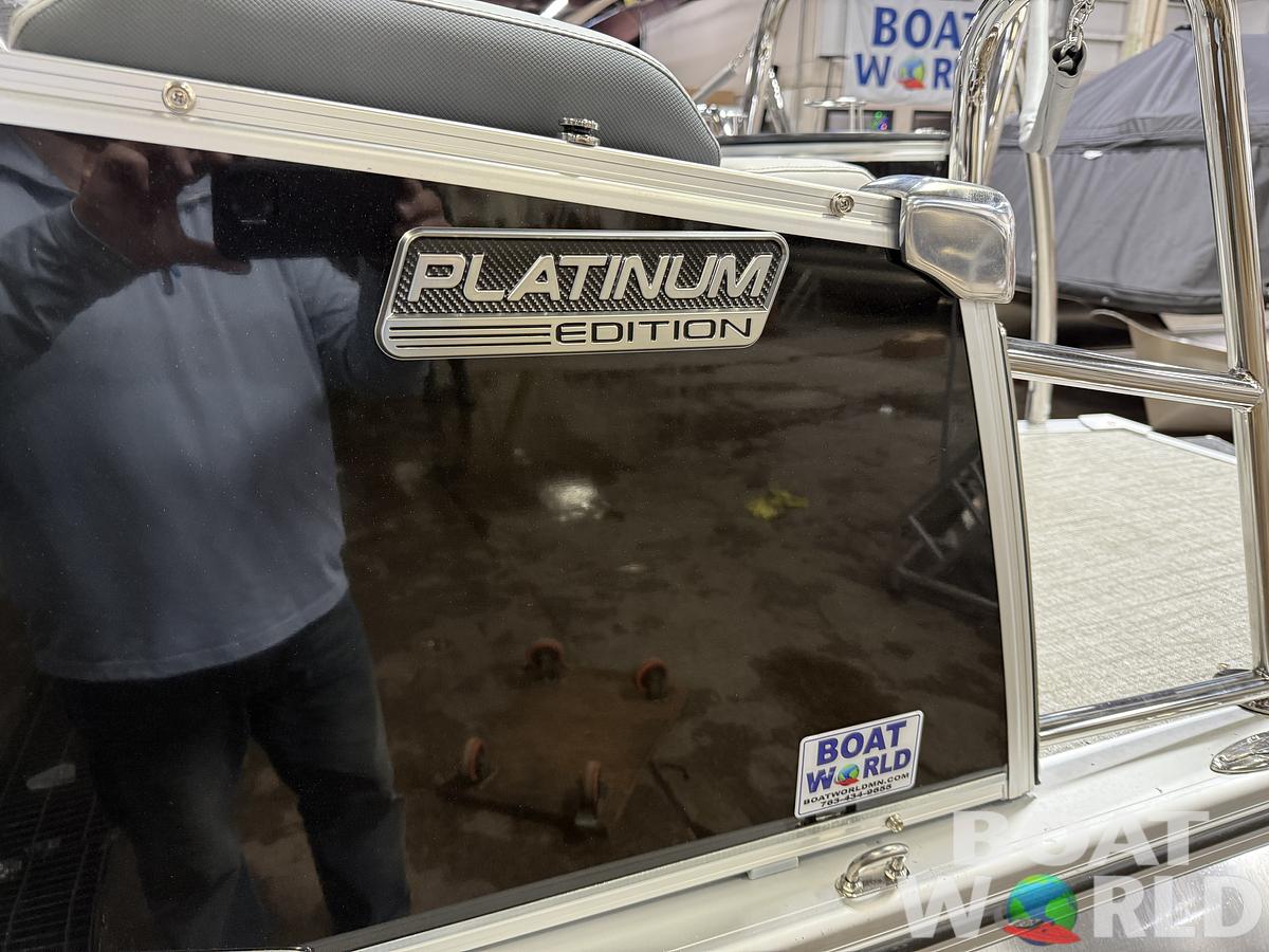 2025 Tahoe Pontoons Cascade 2385 Quad Lounge Shift Flip Tritoon & Honda 4-Stroke EFI