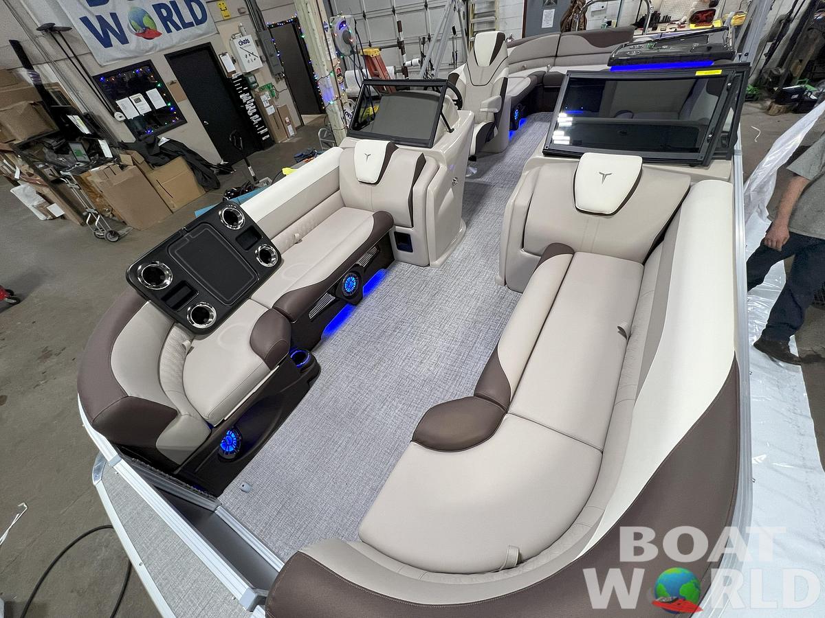 2026 Tahoe LTZ 2385 Elite Windshield Tritoon $52995