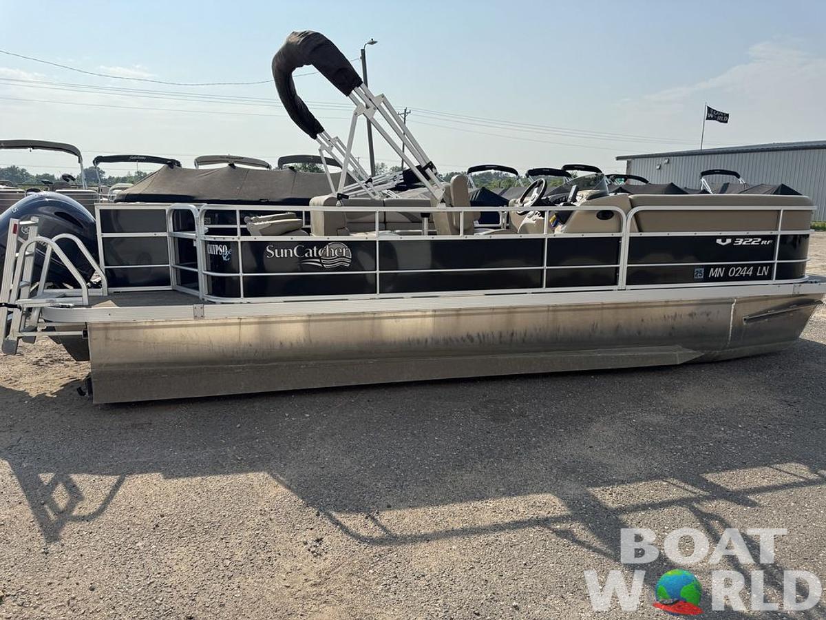 Used 2016 SunCatcher V322 RF Tritoon Pontoon
