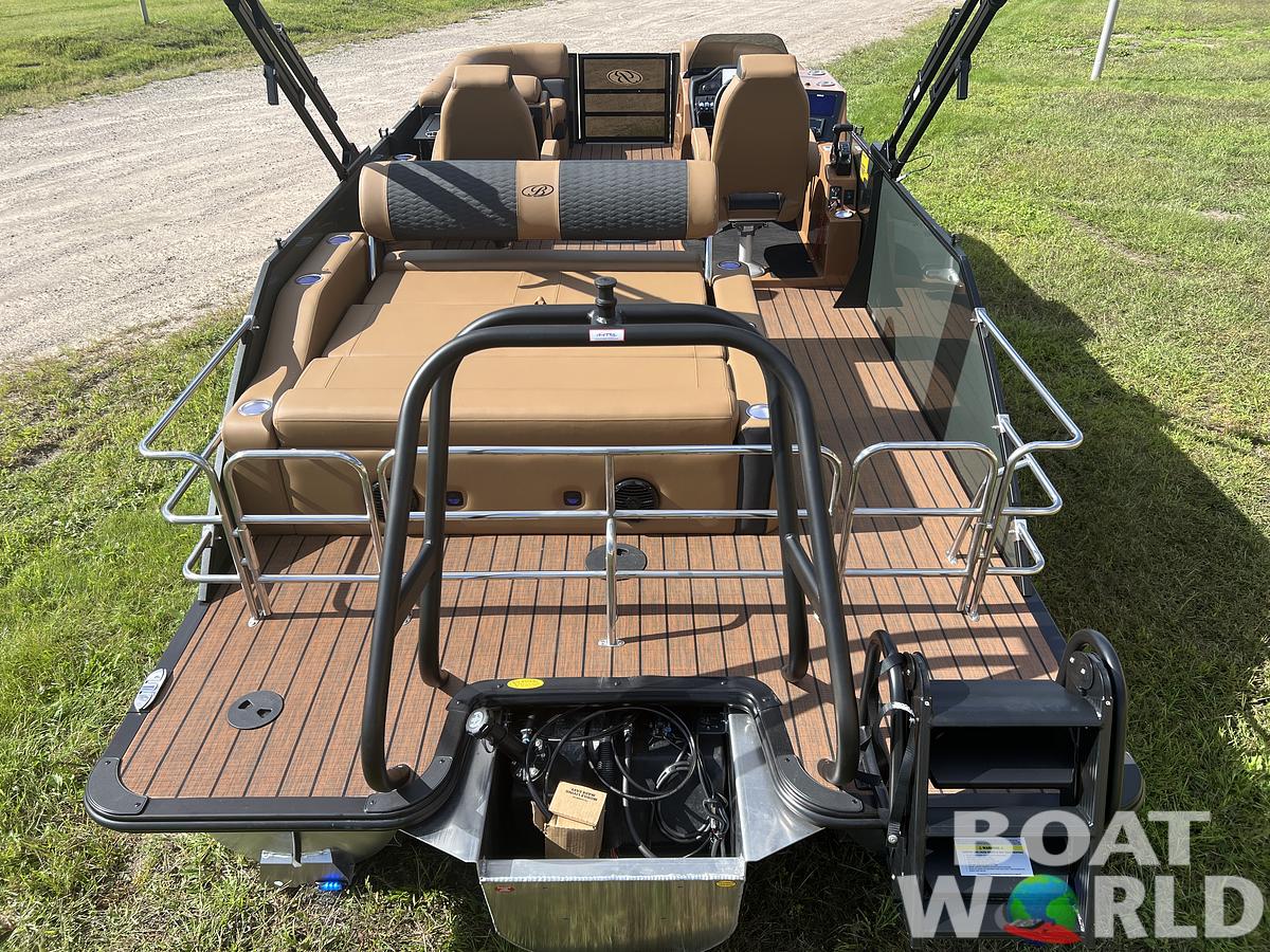 2026 Bentley Pontoons Elite 223 Swingback Tritoon