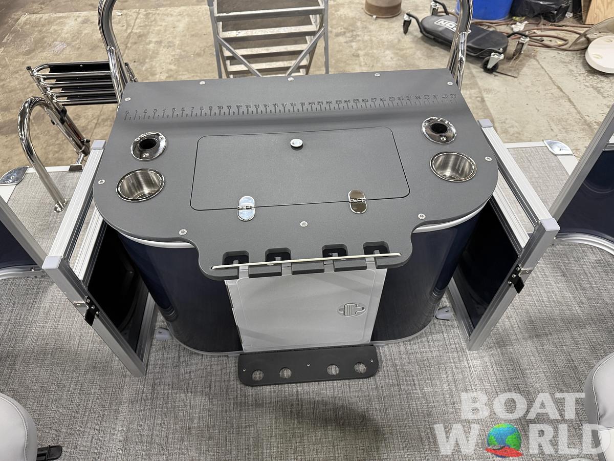 2026 Tahoe Pontoons Sport 2385 Rear Fish Tritoon 