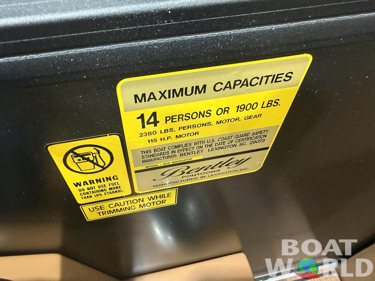 2026 Bentley Legacy 200 Navigator Quad Lounge $34995