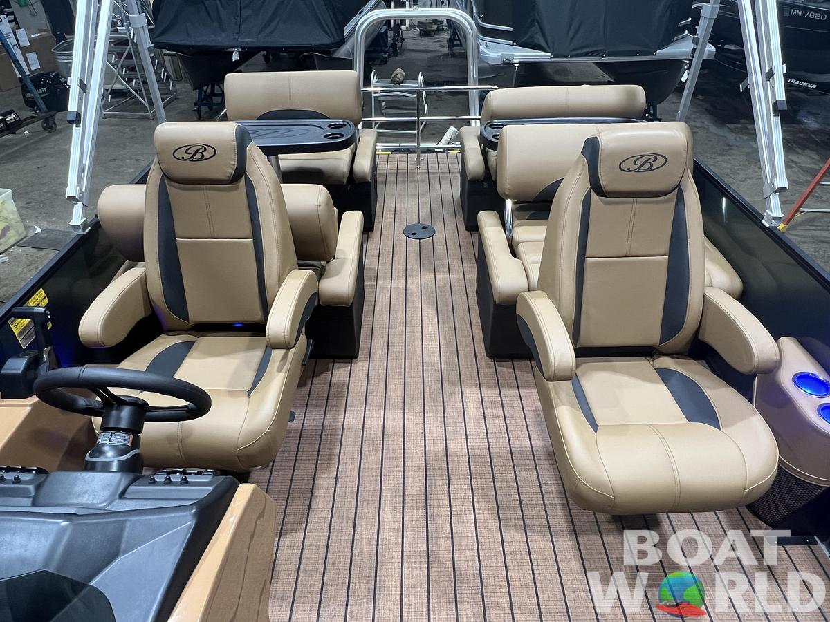 2026 Bentley Legacy 220 QSB Swingback $43995