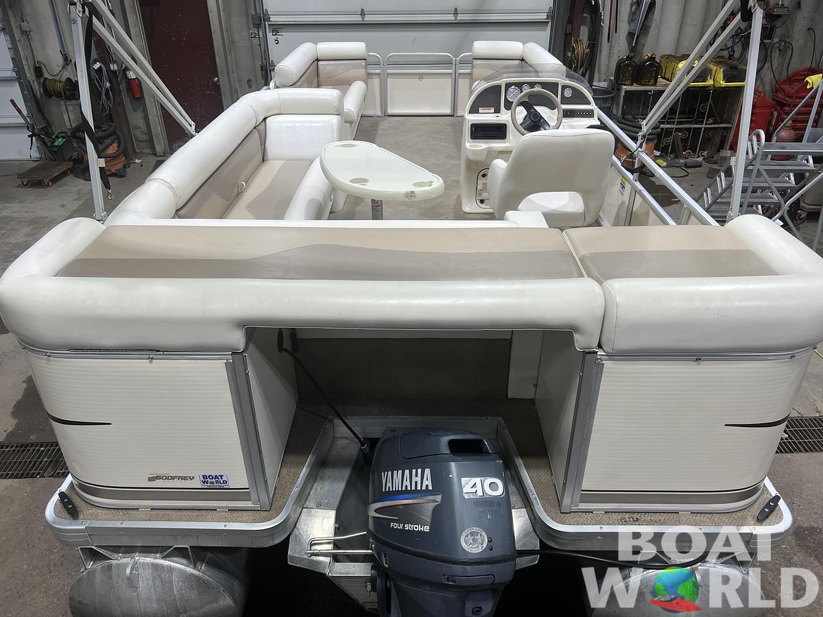 Used 2005 Sweetwater Tuscany 2286 & 40HP Yamaha 4Stroke -$12,995