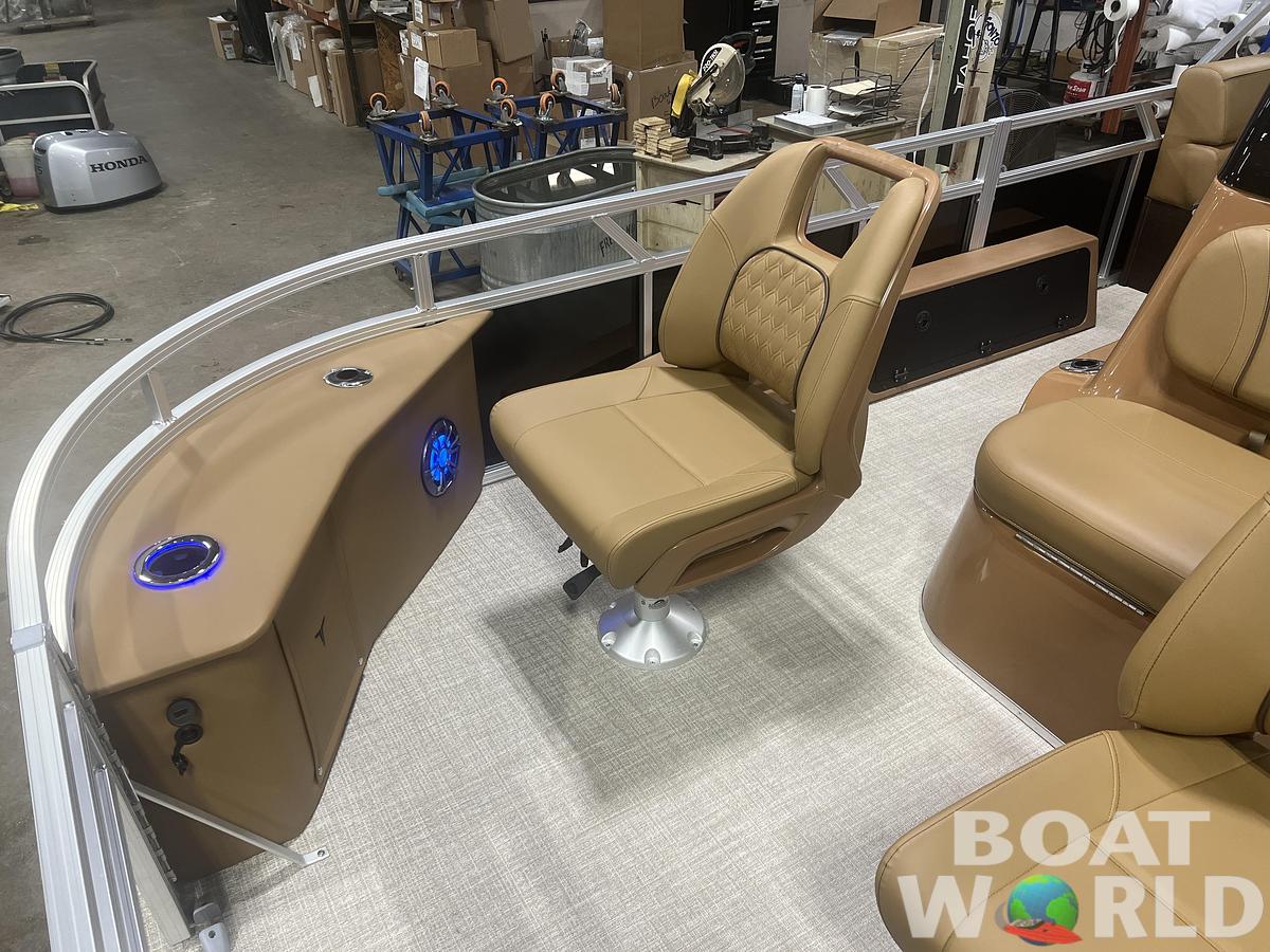 2026 Tahoe Pontoons Sport 2385 Center Console Fish Tritoon