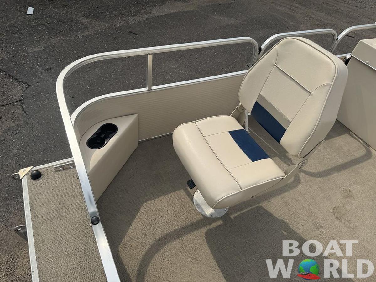 Used 2010 Weeres Cadet Fish 18' & Mercury 4-Stroke