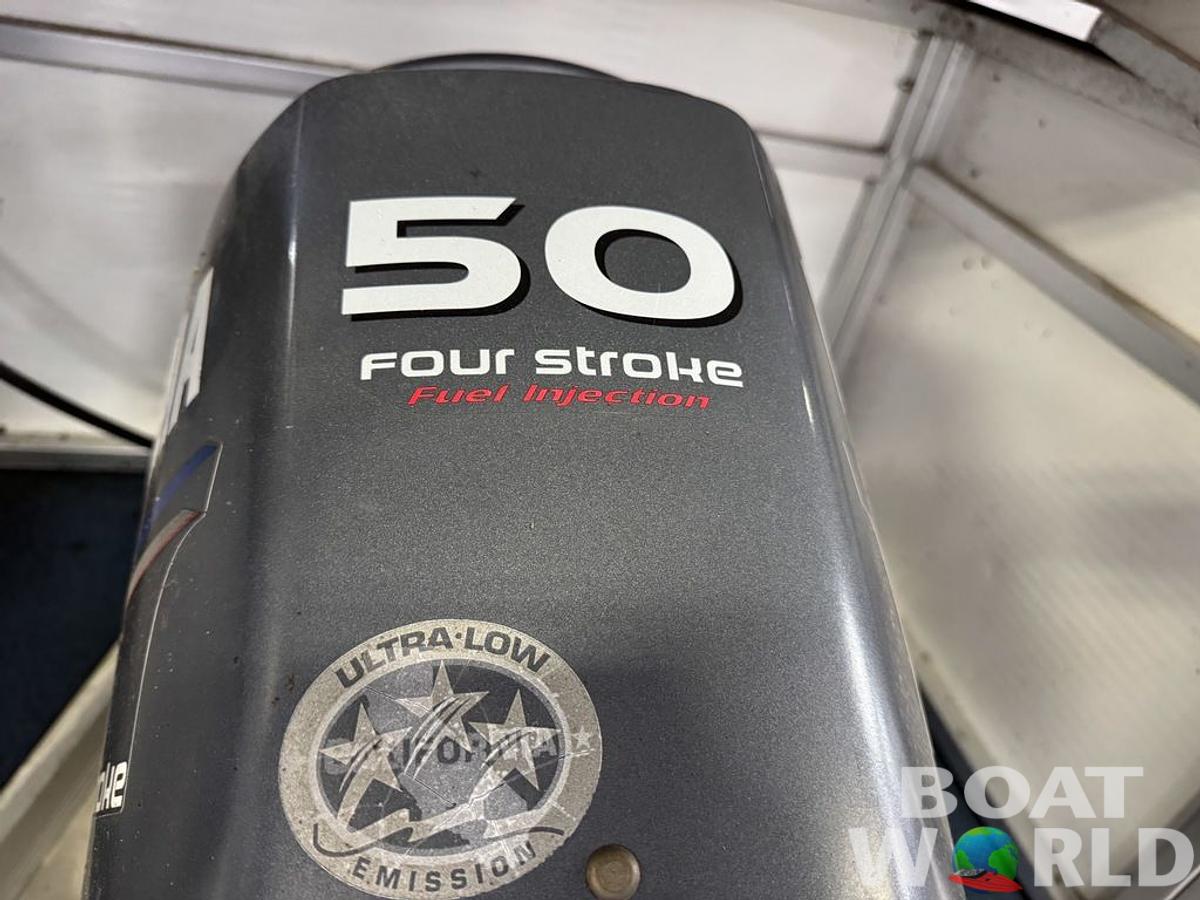 Used 2006 Weeres SunDeck 220 Pontoon