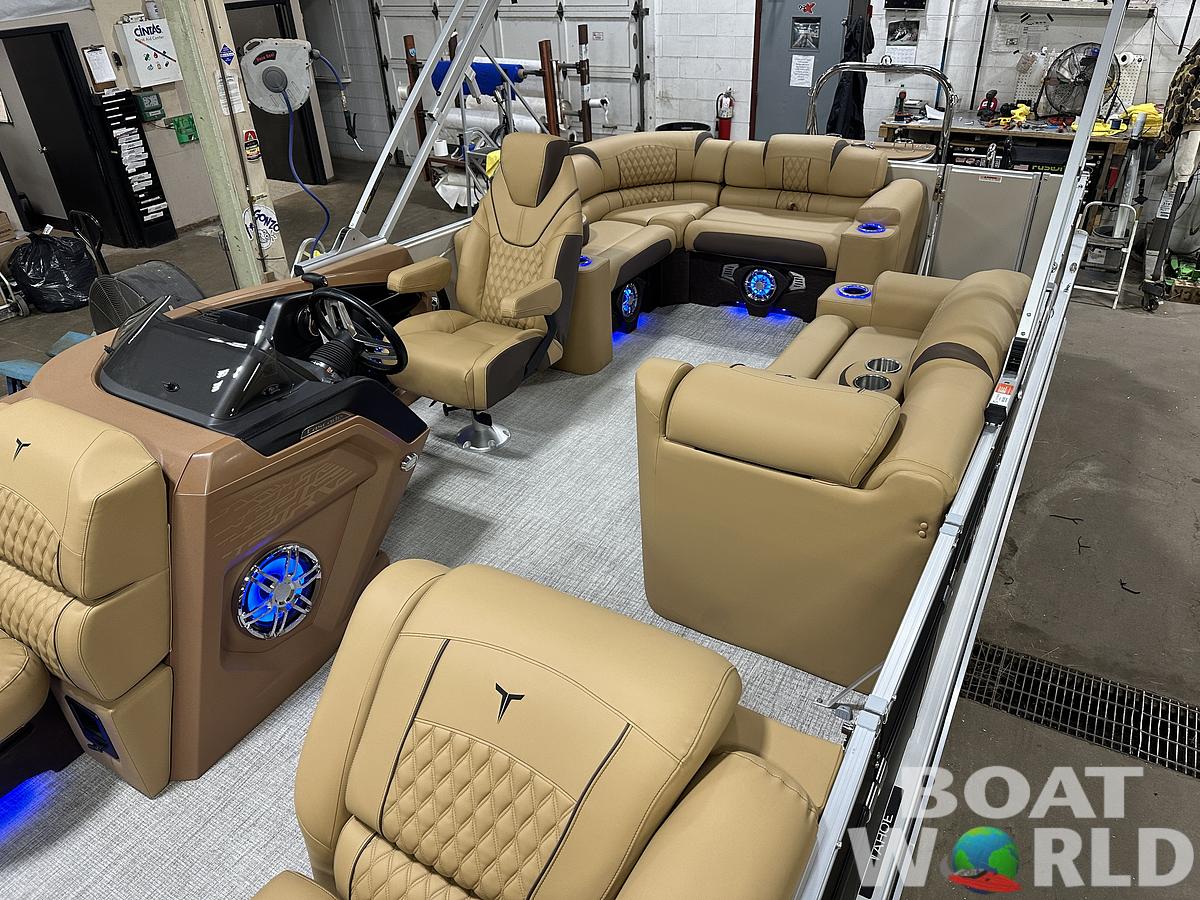 2025 Tahoe Pontoons Cascade 2385 Elite Cruise Tritoon & Honda 4-Stroke EFI