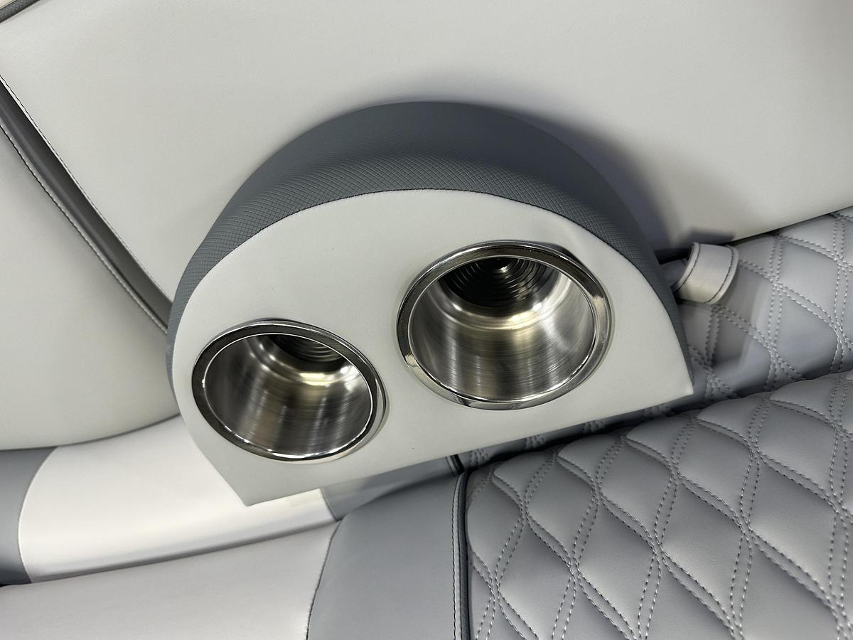 2025 Tahoe Pontoons Cascade 2385 Cruise Rear Bench Tritoon & Honda 225HP 4-Stroke EFI