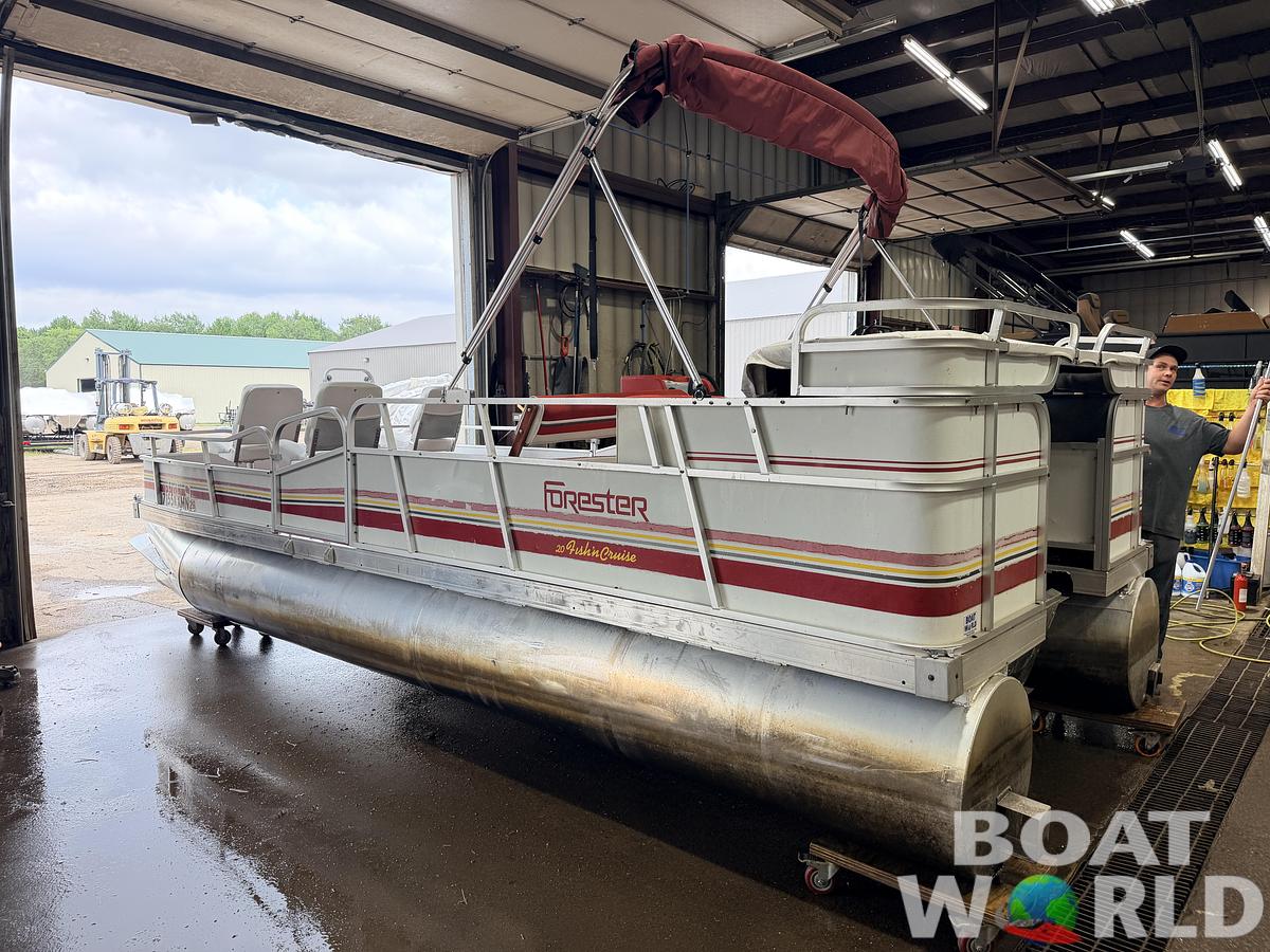 Used 1990 Forester 20 Fish n Cruise -$2,995