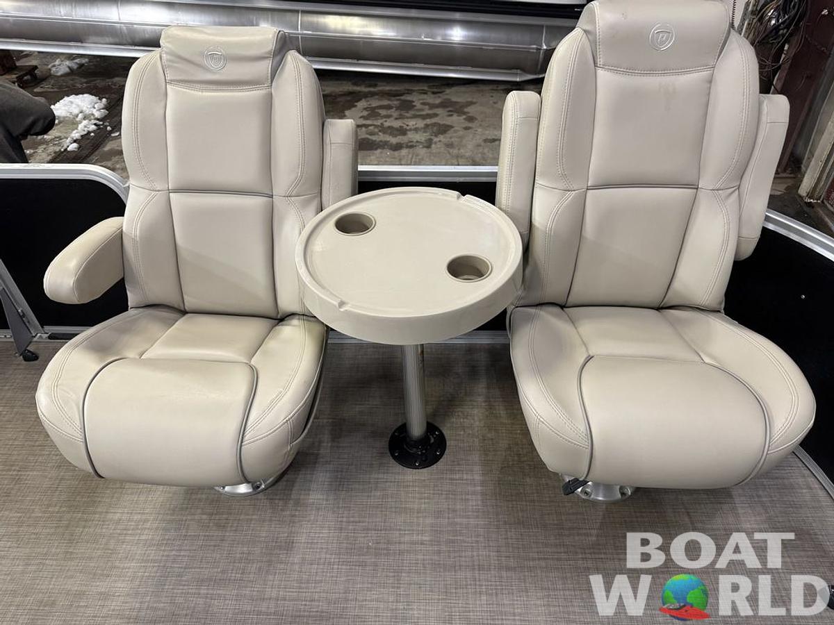 Used 2018 Premier SunSpree 220 DL Pontoon