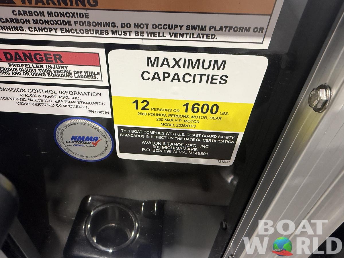 2026 Tahoe Pontoons GEOfish 2385 Rear Fish Tritoon 