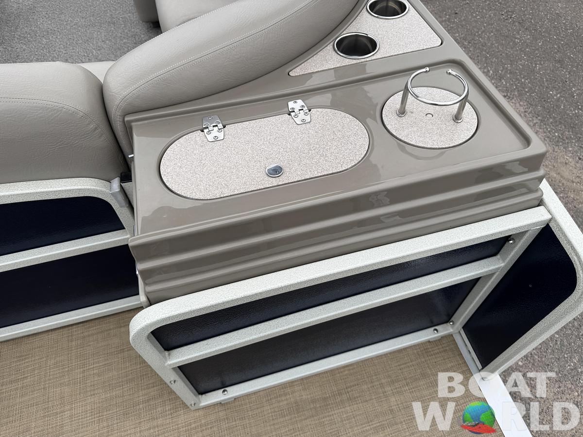 Used 2013 Premier 250 Intrigue Pontoon with 140HP Suzuki Fourstroke EFI