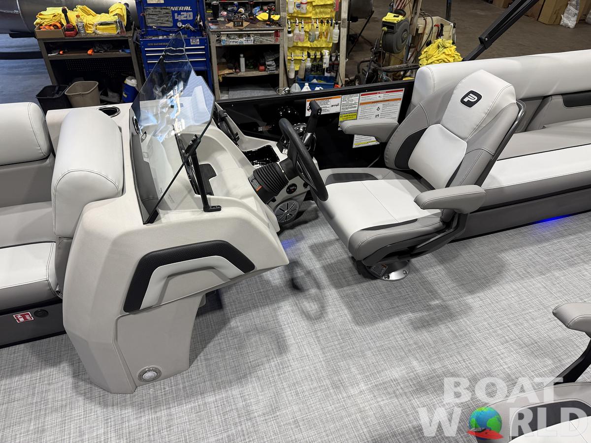2027 Princecraft Vectra 21 Quad Lounge Pontoon $36995