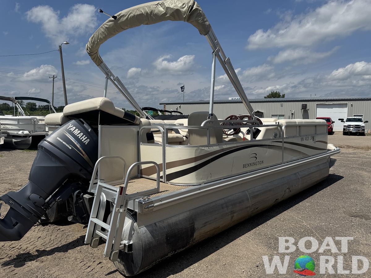 Used 2004 Bennington 2250 RL