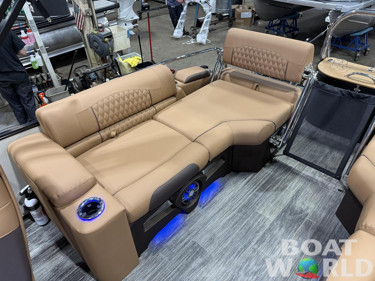 2026 Tahoe Cascade 2385 Quad Lounge Shift SS Tritoon $73995