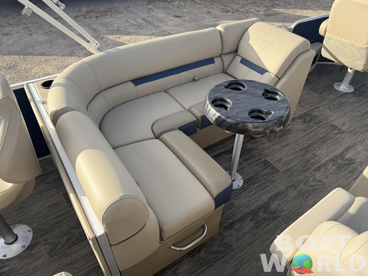 Used 2022 Sweetwater 21' Quad Fish Pontoon