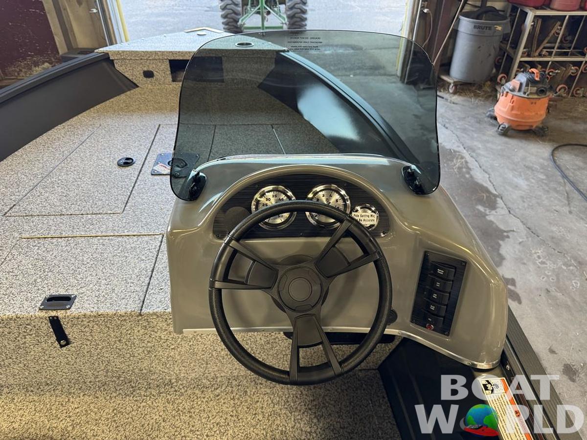 2025 Mirrocraft F167 Side Console & Honda 60HP 4-Stroke EFI