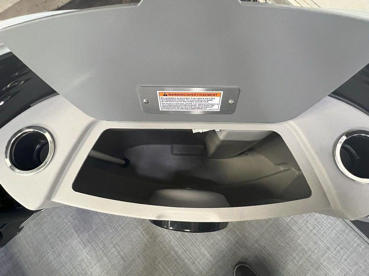 2025 Princecraft 21 Sportfisher 2-S Pontoon & Mercury 4-Stroke EFI