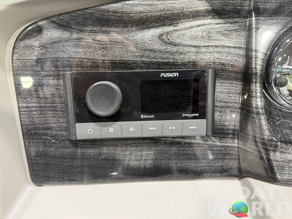 2026 Tahoe Pontoons LTZ 2385 Swingback (VRB) Tritoon 