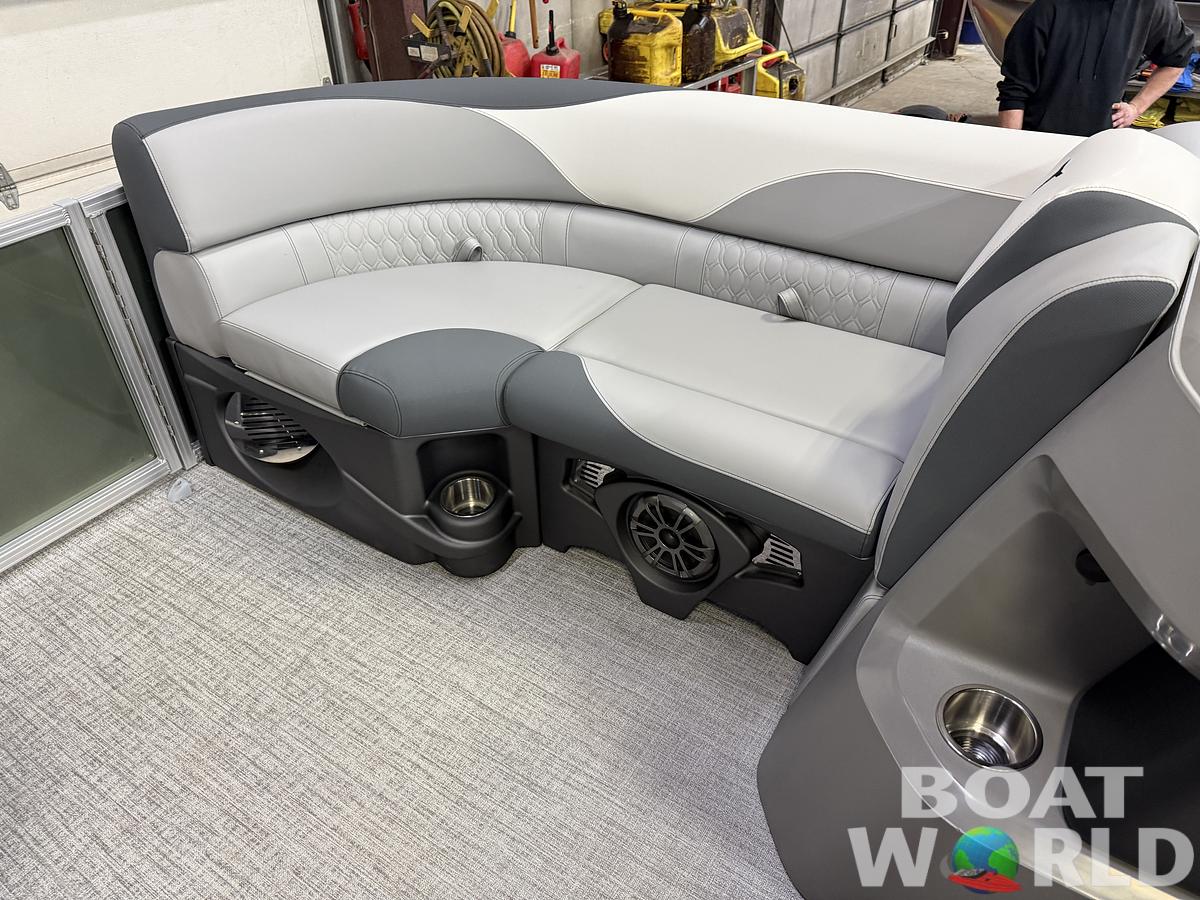 2025 Tahoe Pontoons LTZ 2385 Swingback (VRL) & Honda 4-Stroke EFI