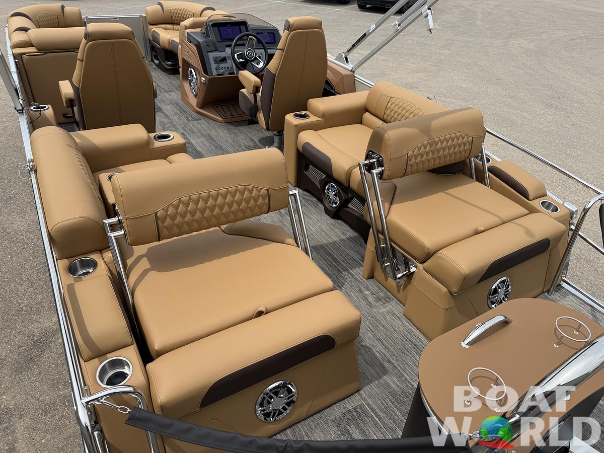 2025 Tahoe Pontoons Cascade 2385 Quad Lounge Shift Tritoon & Honda 4-Stroke EFI