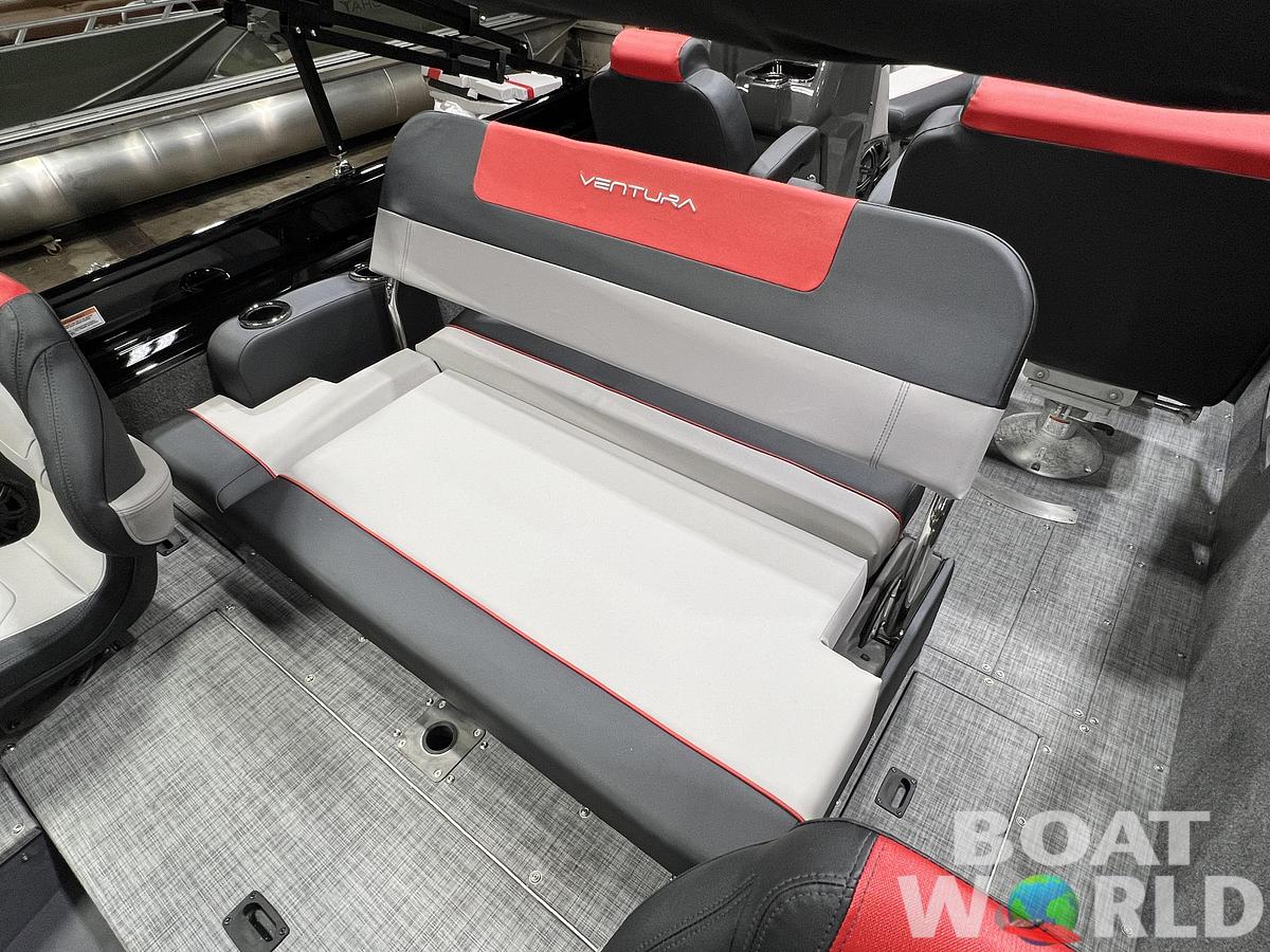 2026 Princecraft Ventura 230 WRL Swingback Deckboat