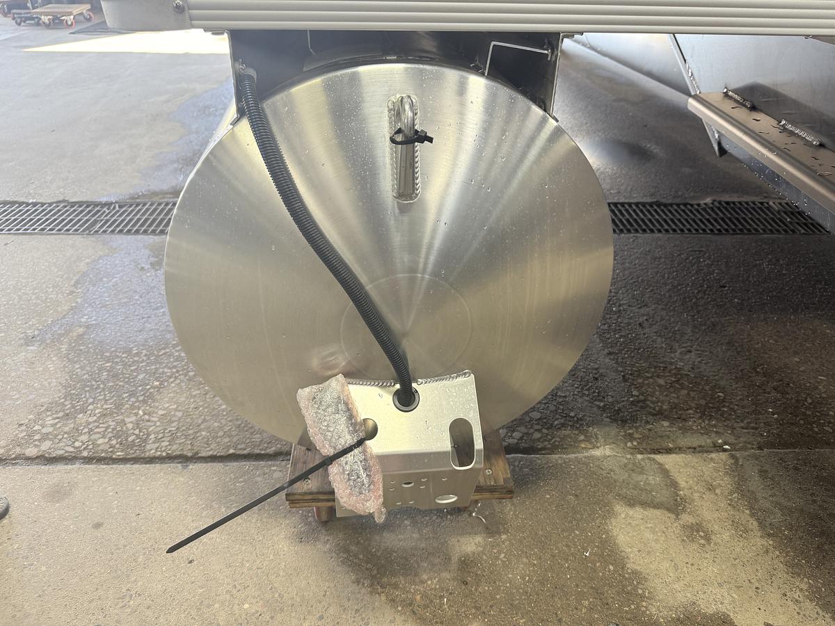 2026 Tahoe Pontoons Sport 2385 Swingback (VRB) & Honda 4-Stroke EFI