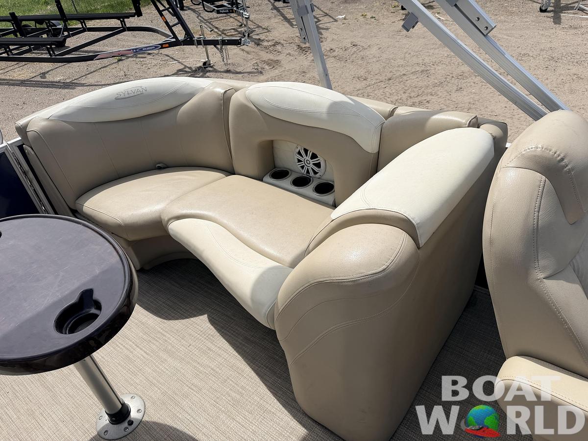 Used 2016 Sylvan Mirage 8524 LE & 150HP Mercury 4Stroke - $29,995