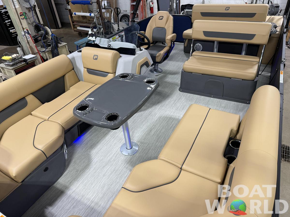 2027 Princecraft Vectra 21 RL Swingback Dinette $35495