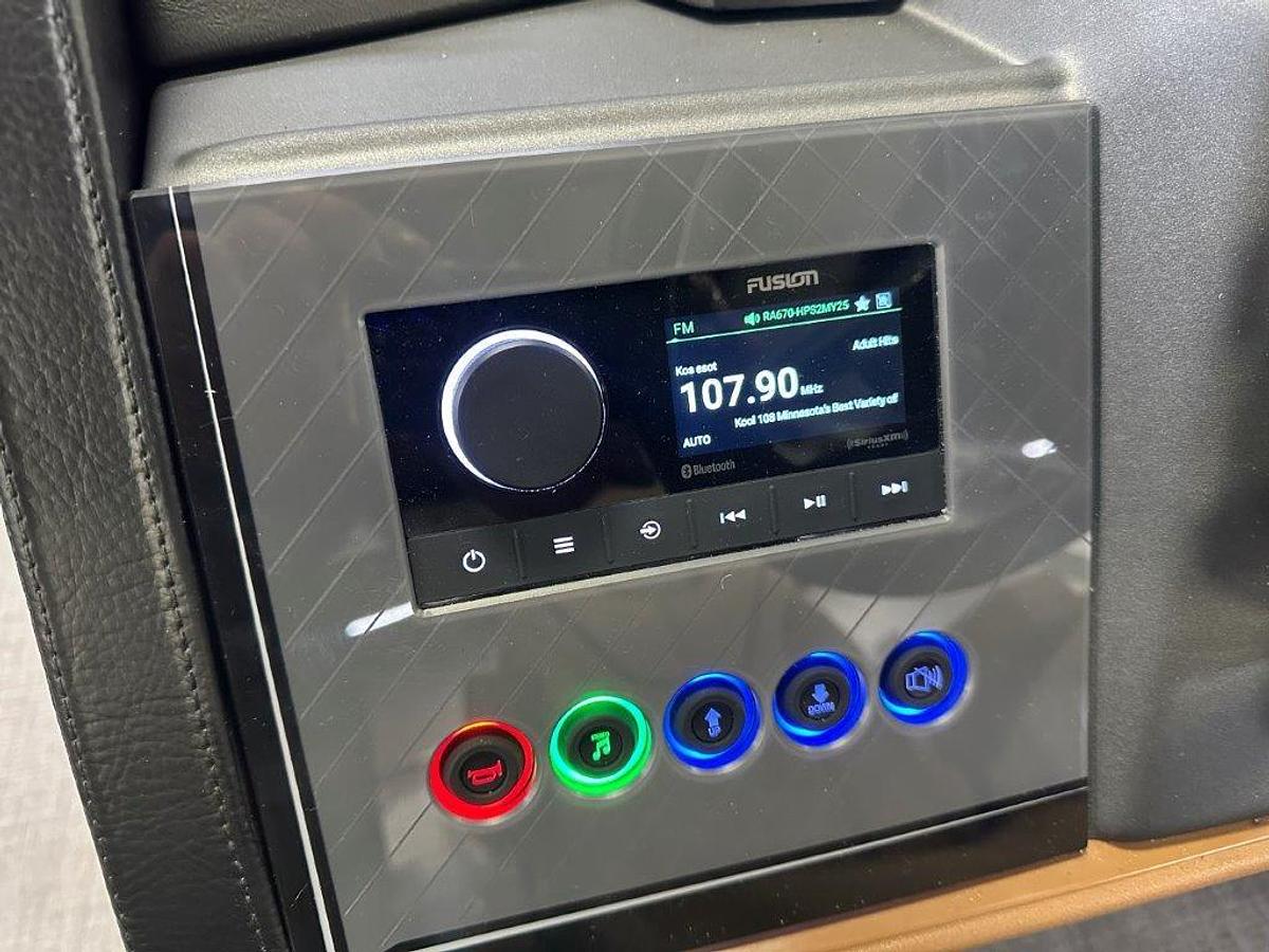 2025 Tahoe Pontoons Cascade 2385 Quad Lounge Shift SS Tritoon & Honda 4-Stroke EFI