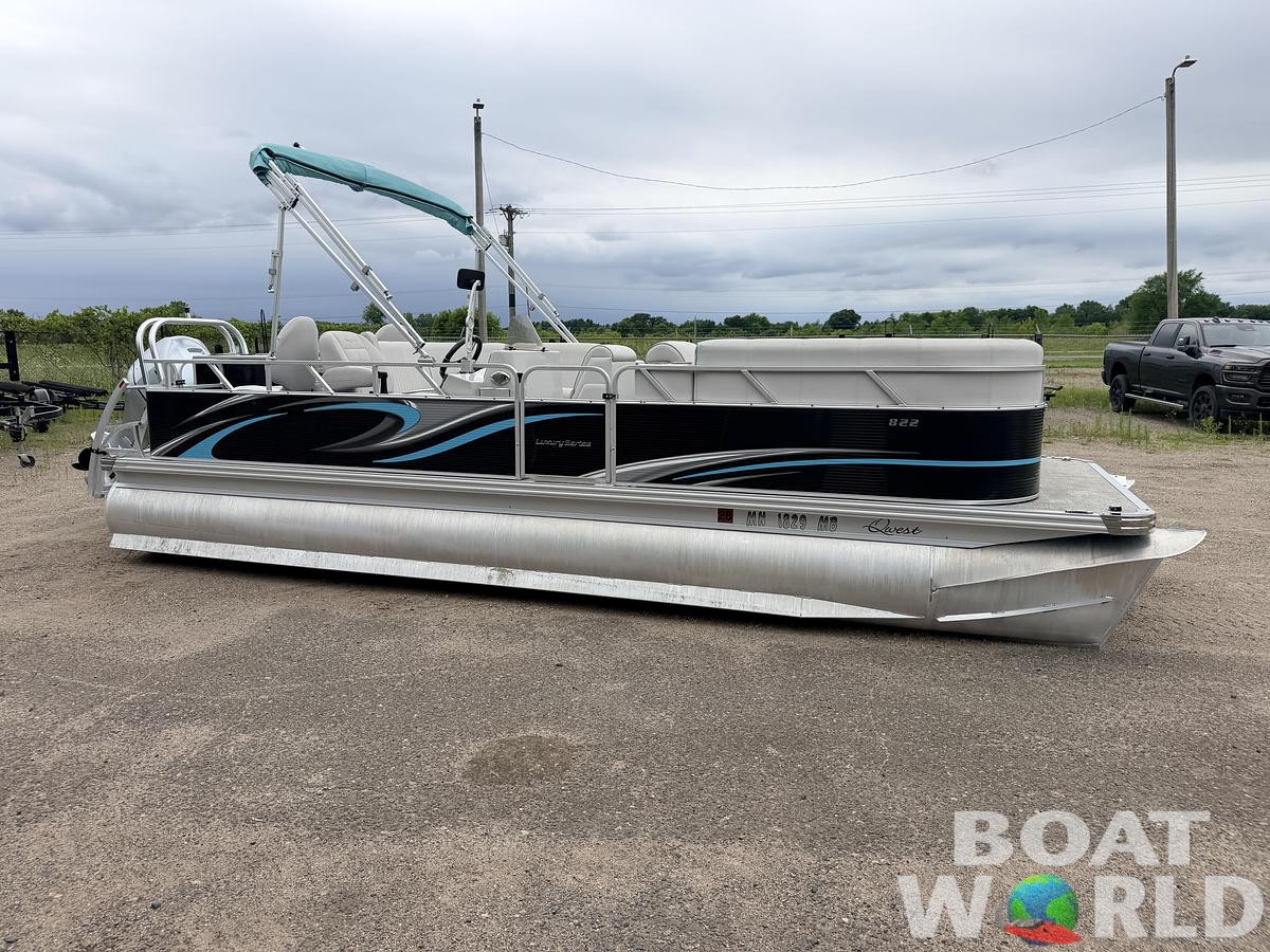 Used 2019 Qwest 822 LS Tritoon & 150HP Honda 4Stroke -$29,995