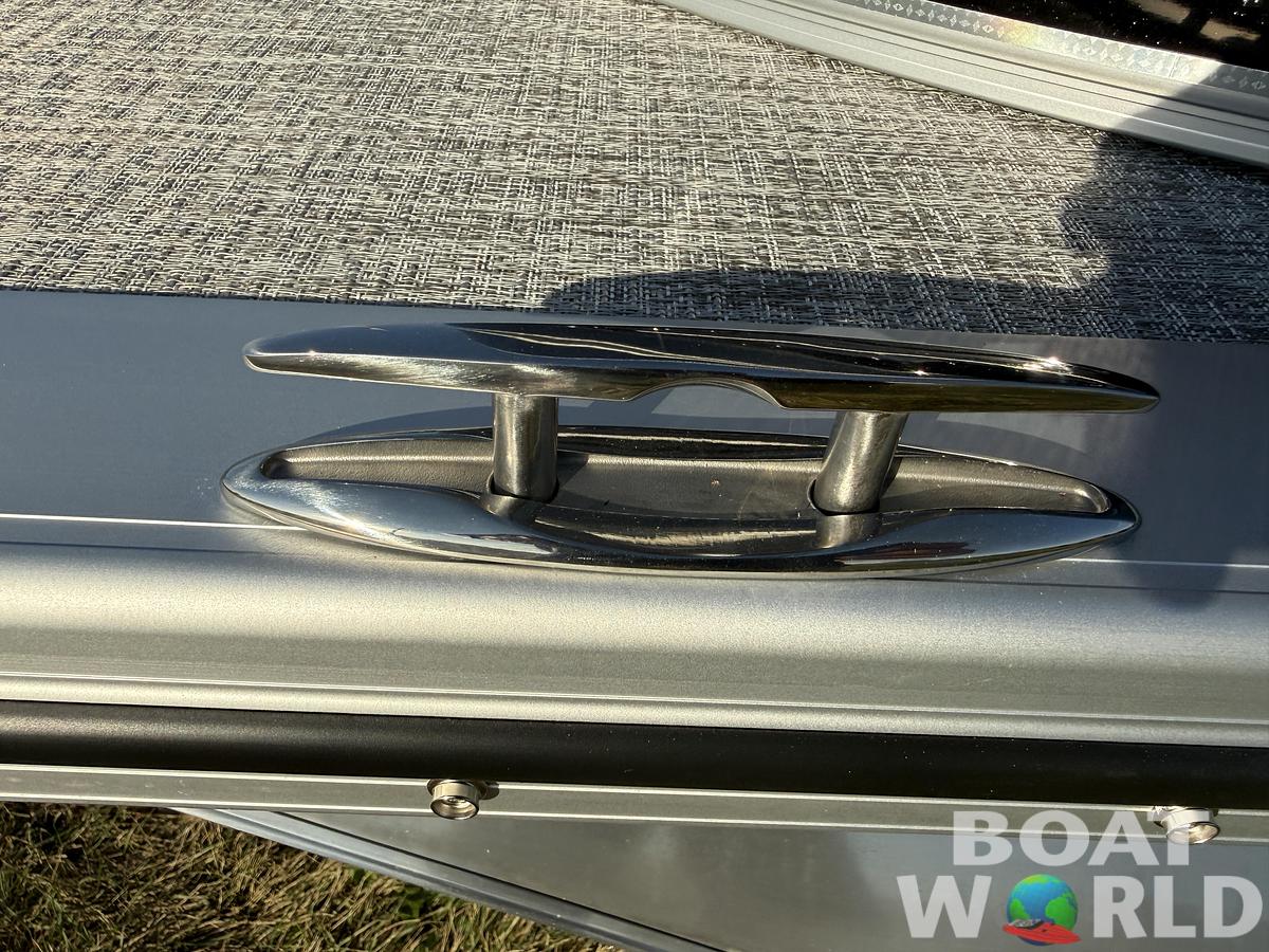 2026 Tahoe Pontoons LTZ 2385 (CRB) Cruise Rear Bench Tritoon 