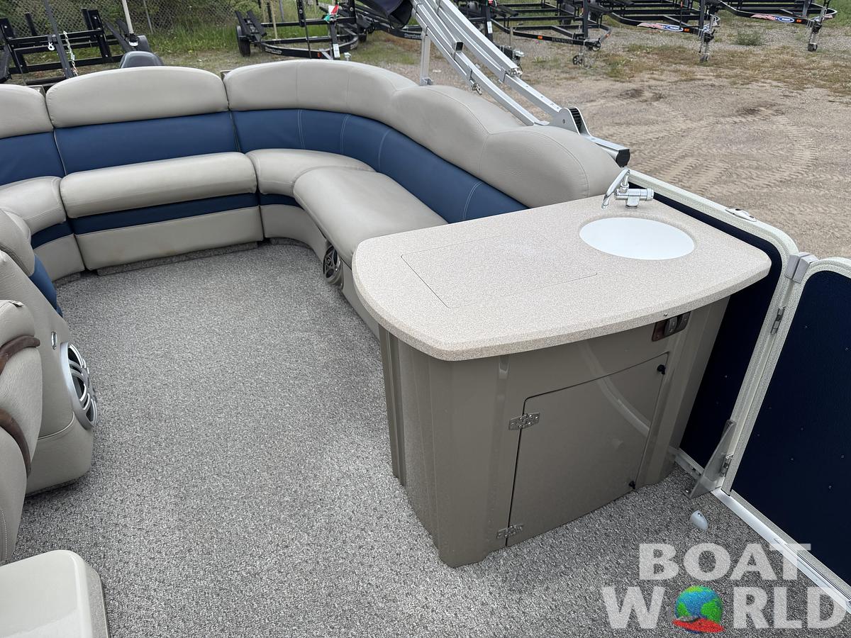 Used 2013 Premier 250 Intrigue Pontoon with 140HP Suzuki Fourstroke EFI