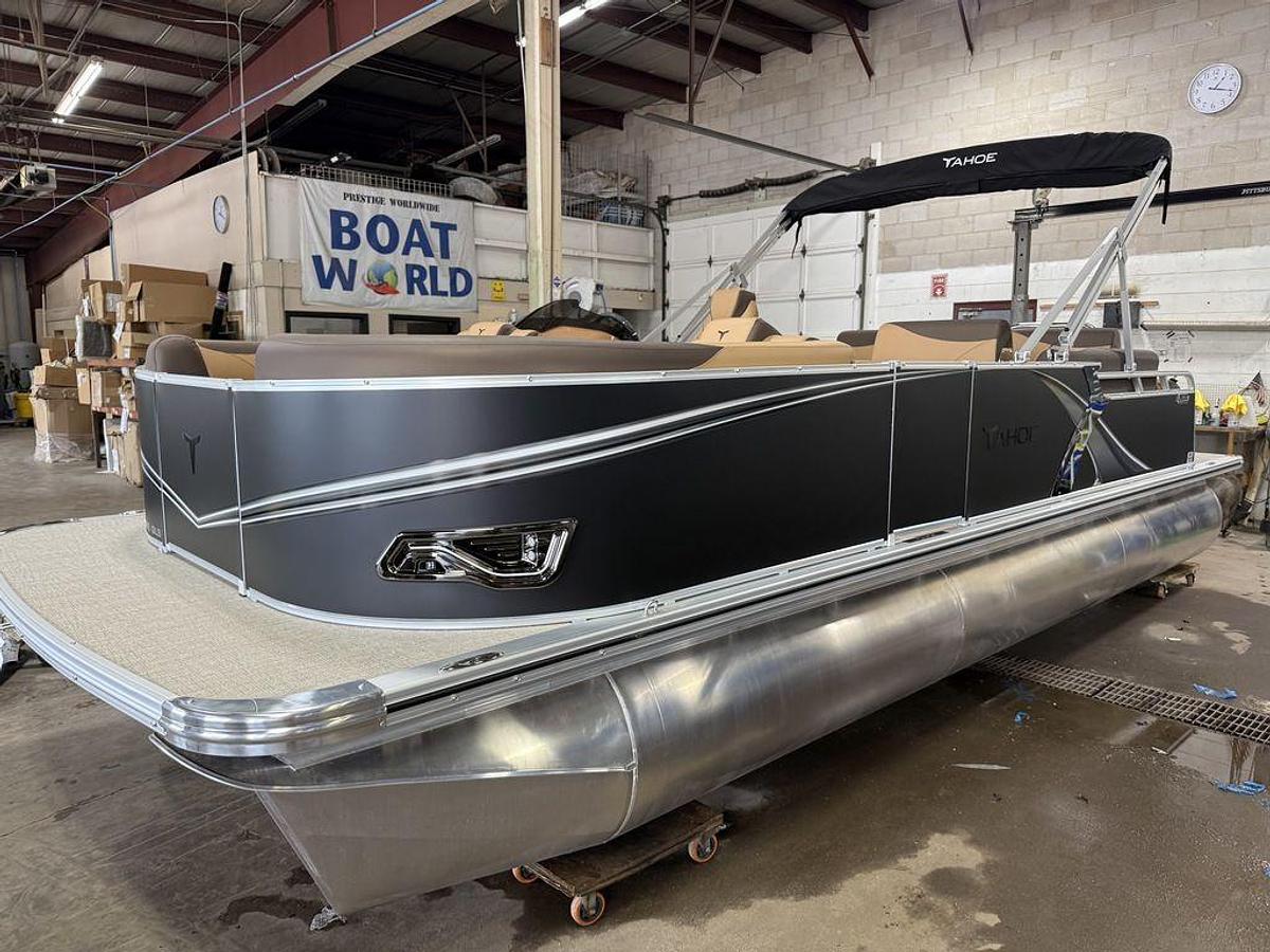 2025 Tahoe Pontoons LTZ 2385 Quad Lounge Shift Flip & Honda 4-Stroke EFI