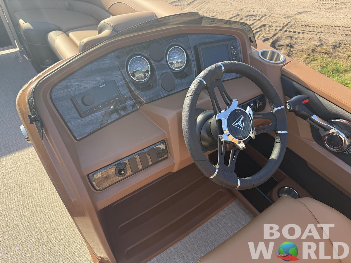 2025 Tahoe Pontoons LTZ 2385 Entertainer