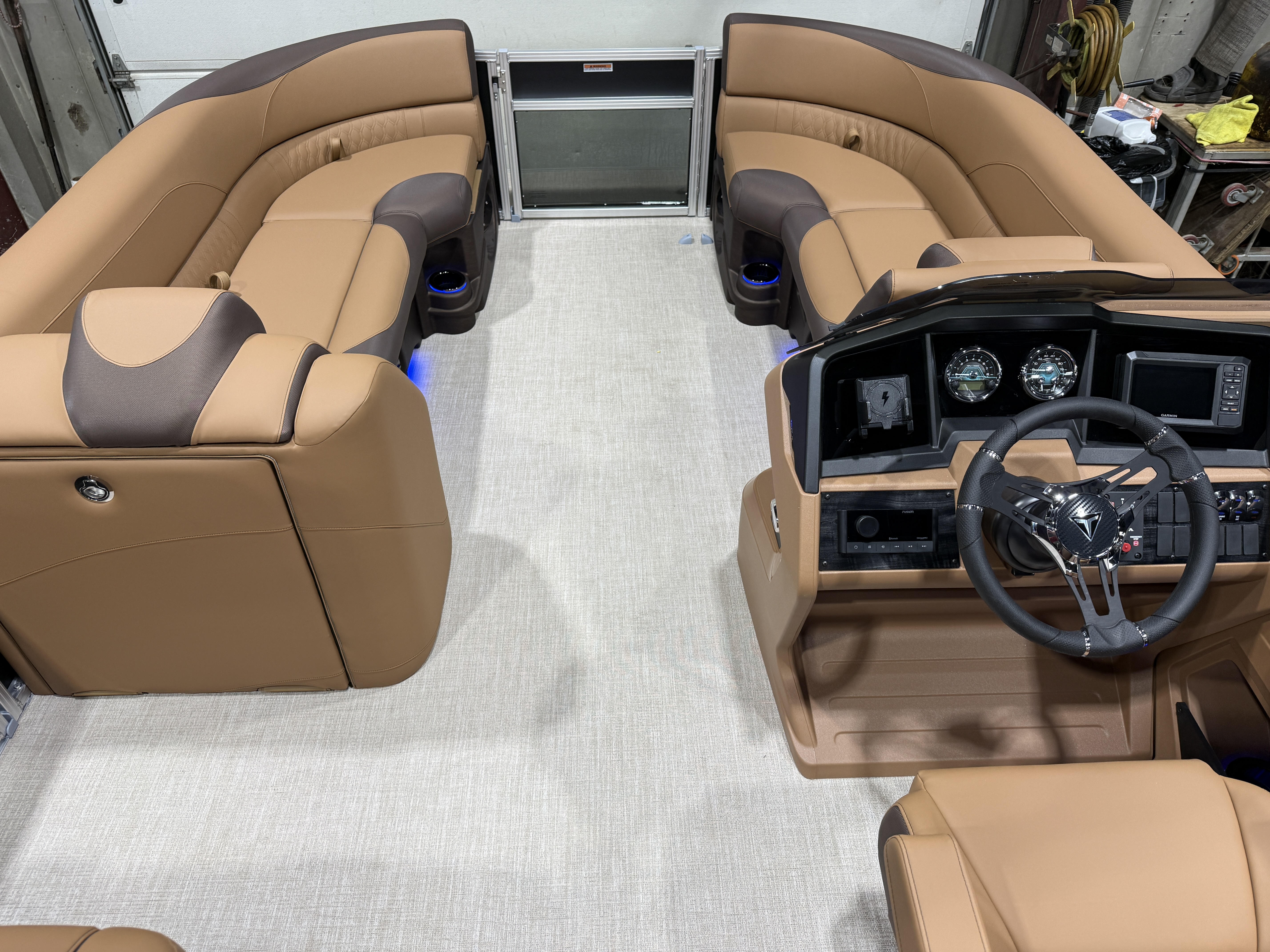 2027 Tahoe LTZ 2385 Elite Cruise & 4-Stroke $42995