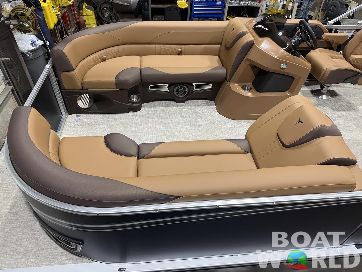 2025 Tahoe Pontoons LTZ 2385 Cruise Rear Bench (CRB) 