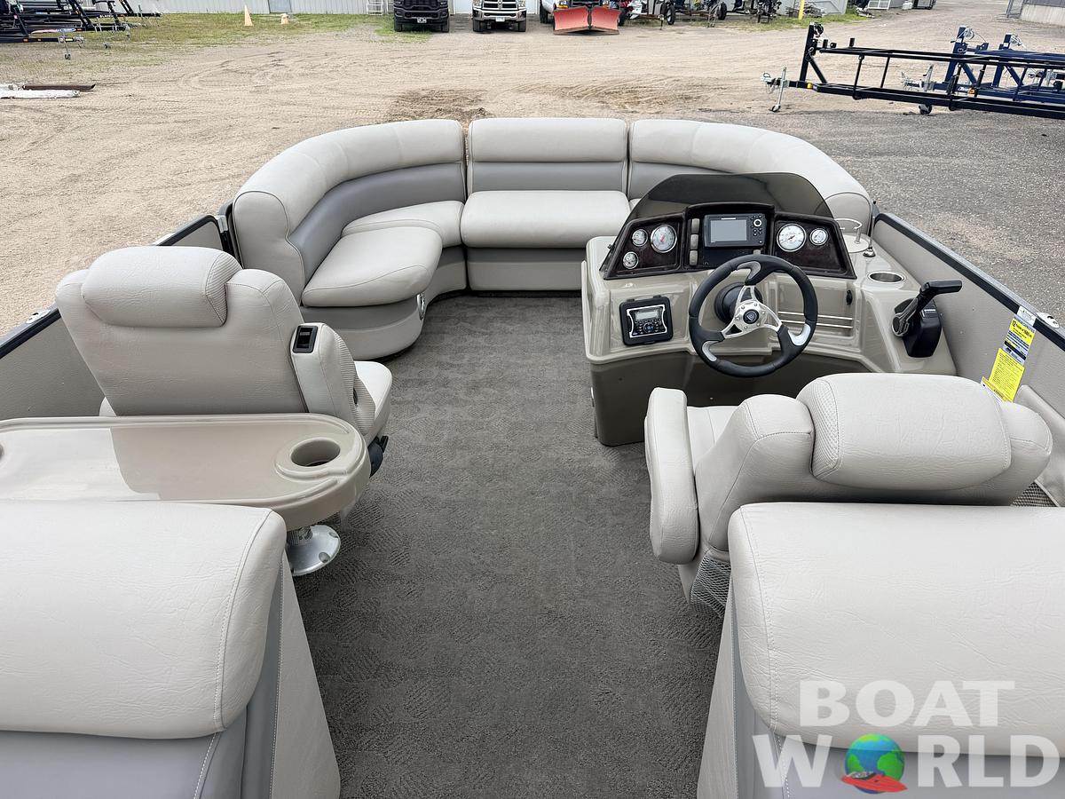 Used 2012 Premier 225 Solaris & 50HP Yamaha 4Stroke -$19,995