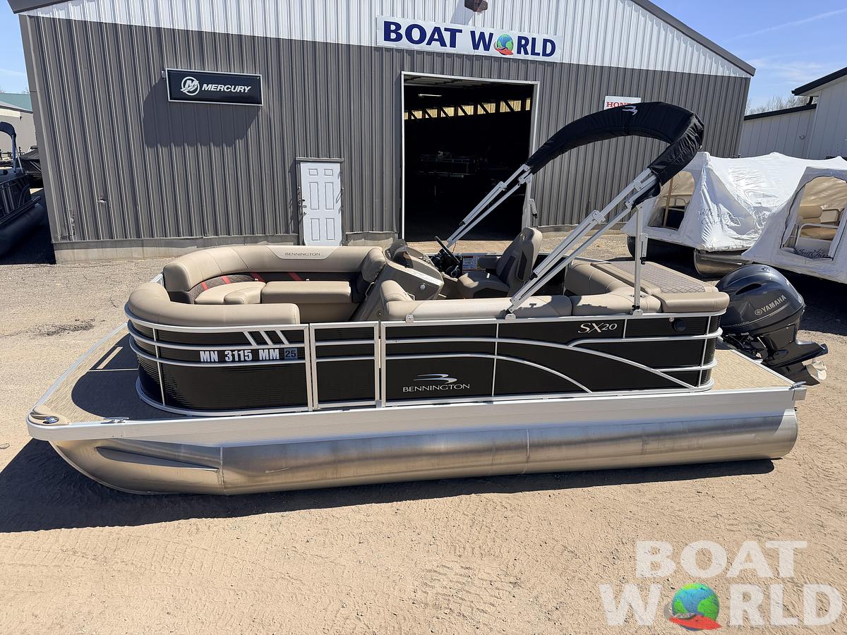 Used 2023 Bennington 20 SX Cruise & 90HP Yamaha 4Stroke - $31,995
