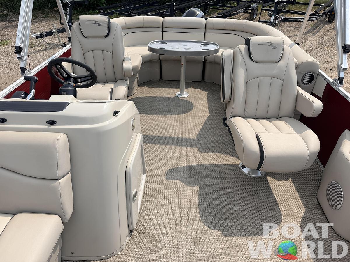 Used 2019 Bennington 21 SX Quad Lounge & Yamaha 90HP 4Stroke -$29,995
