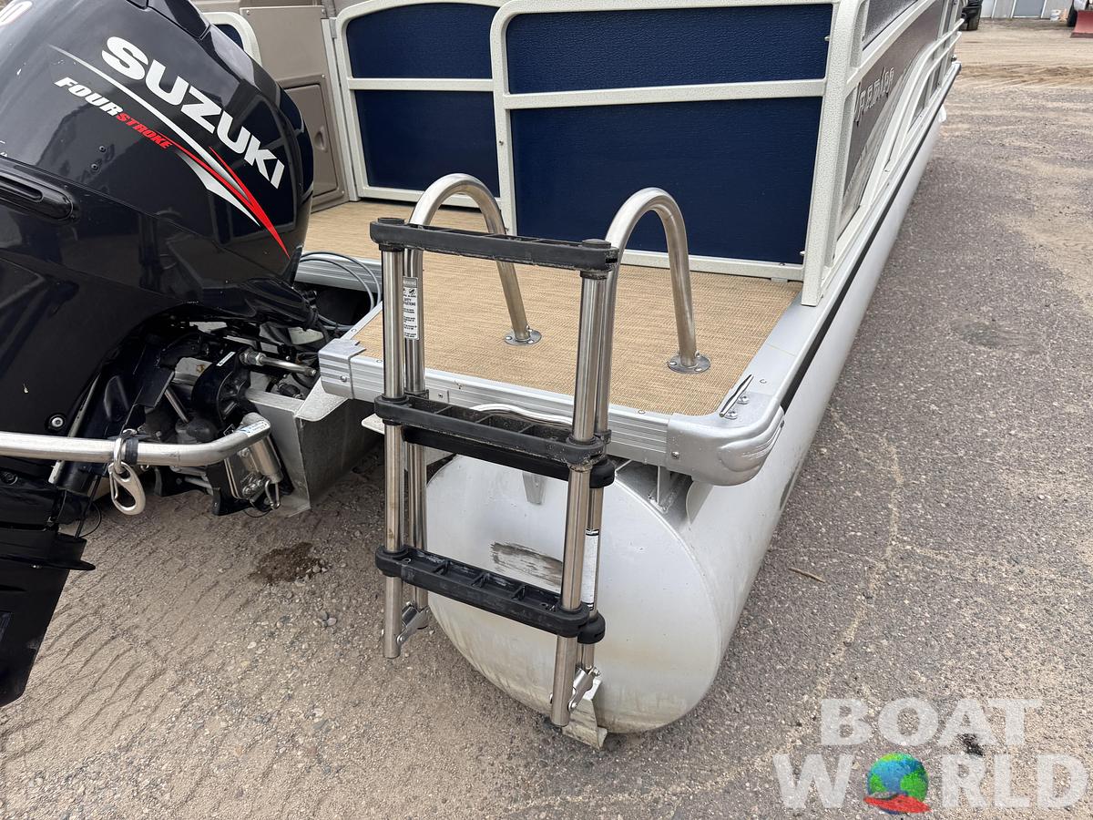 Used 2013 Premier 250 Intrigue Pontoon with 140HP Suzuki Fourstroke EFI