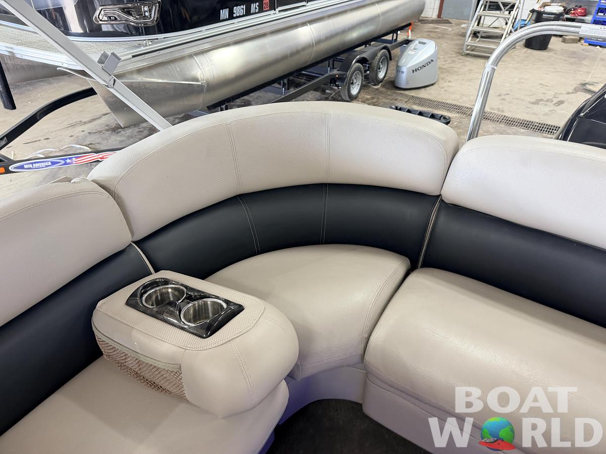 Used 2012 Premier 250 Intrigue & 140HP Suzuki 4Stroke -$21,995