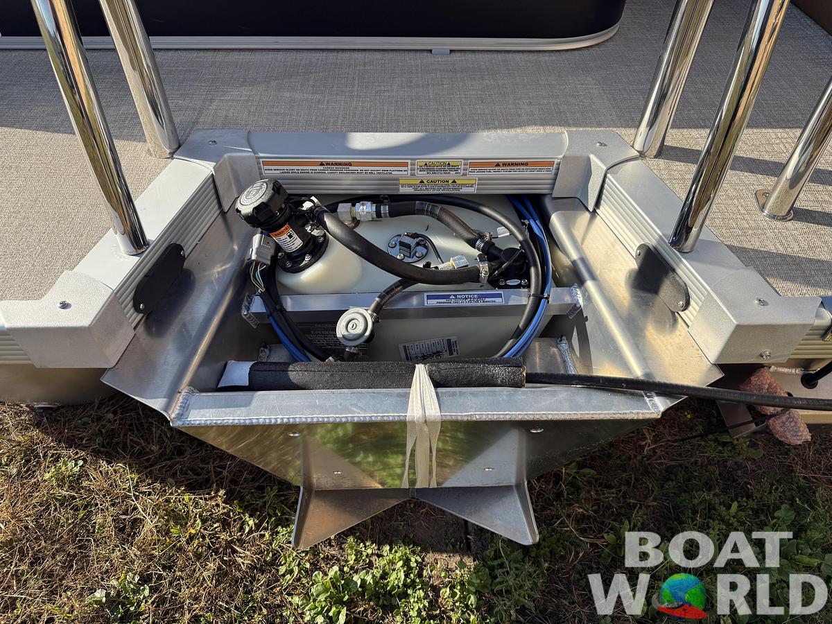 2026 Tahoe Pontoons Sport 2385 Swingback (VRB) & Honda 4-Stroke EFI