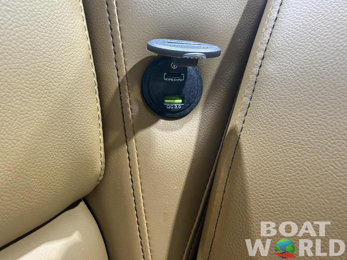 2026 Tahoe Pontoons Sport 2180 Swingback (VRB)